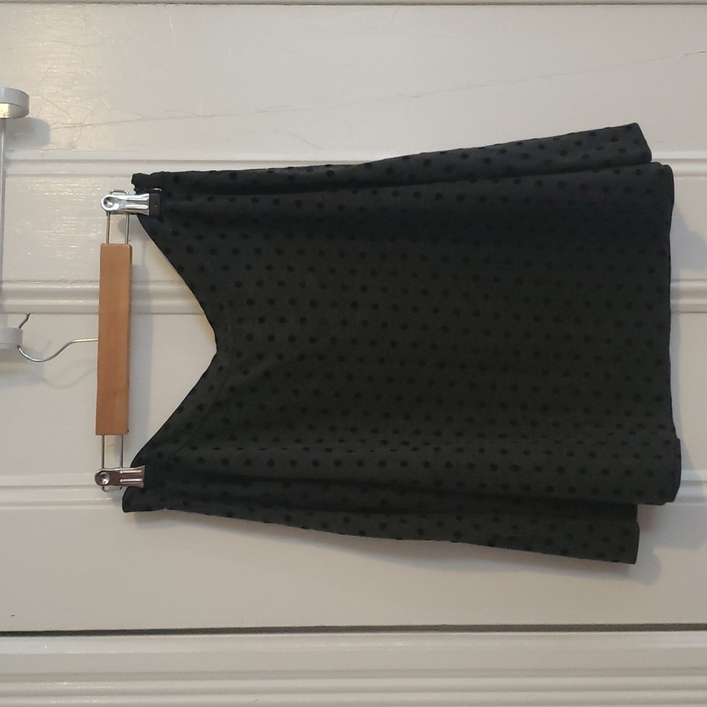 Premise Studio Nordstrom charcoal A-line skirt with black polka dots 8